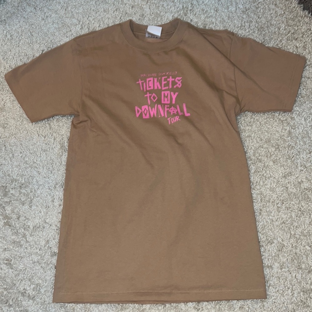 Machine Gun Kelly Tickets To My Downfall concert t-shirt! Size M unisex!